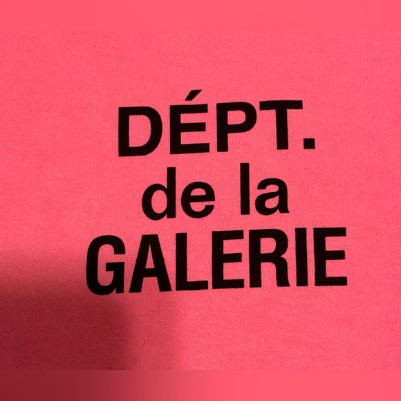 Authentic Gallery Dept Pink Size Small Front & Back Logo - Picture 5 of 11